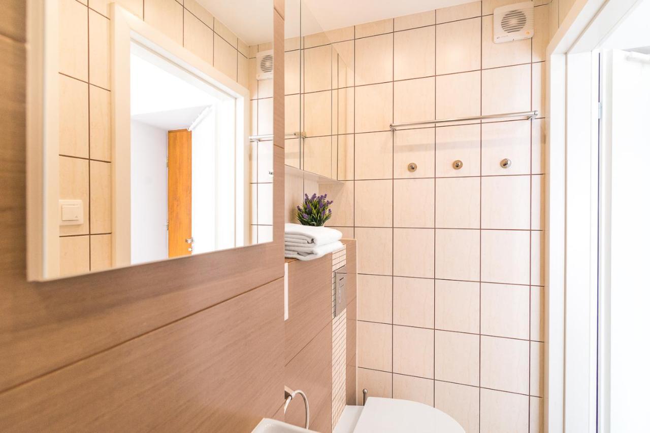 Bagno 7 - Modern Apartment By Noclegi Renters Warschau Buitenkant foto
